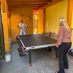 Holiday home Dreilaenderblick, Sauna En Tafeltennis En 150 Meter Piste *