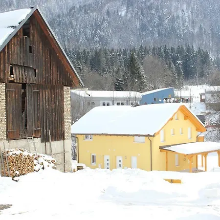 Dreilaenderblick, Nabij Piste Met Sauna En Tafeltennis Holiday home Arnoldstein