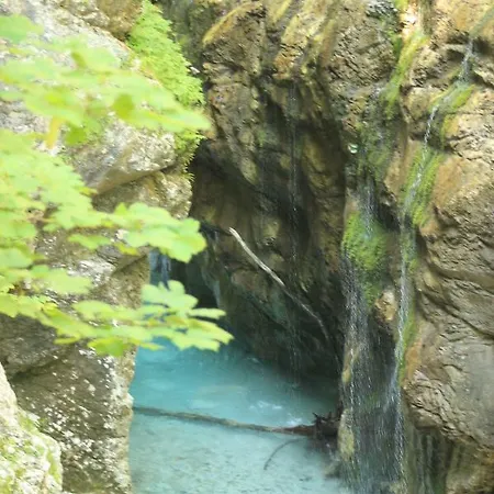 Dreilaenderblick, 150 Meter Piste Met Tafeltennis