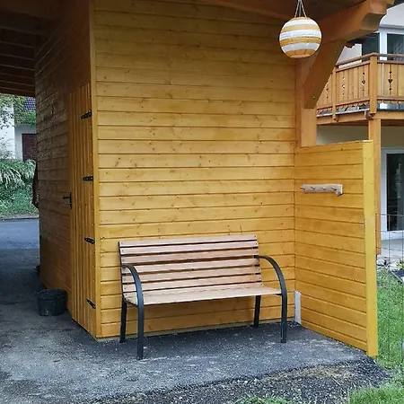 Prázdninový dům Dreilaenderblick, 150 Meter Piste Met Tafeltennis *