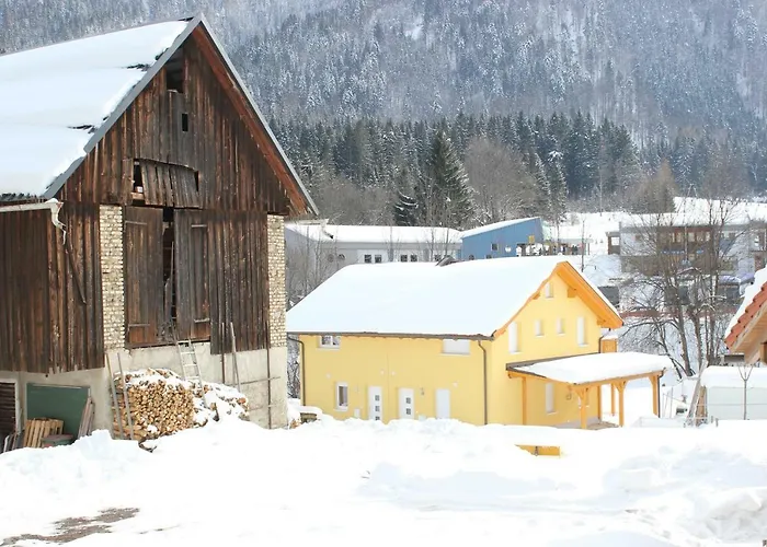 Dreilaenderblick, Sauna En Tafeltennis En 150 Meter Piste Сasa de vacaciones Arnoldstein