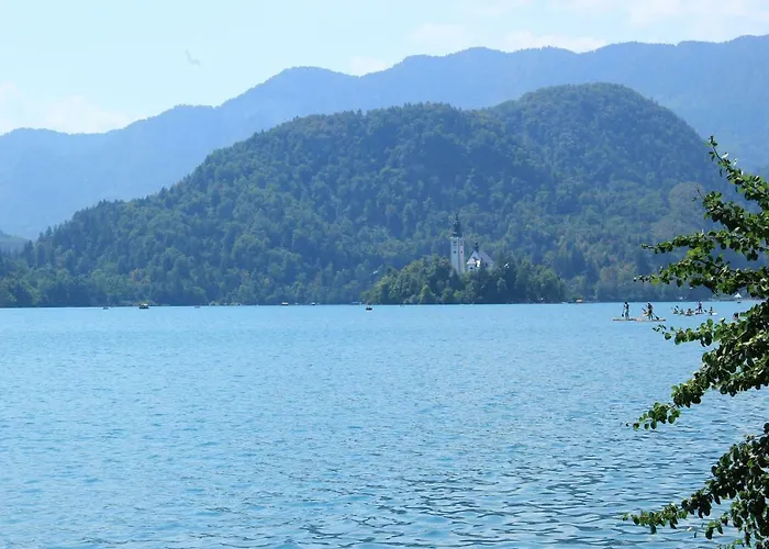 Dreilaenderblick, Sauna En Tafeltennis En 150 Meter Piste Holiday home *