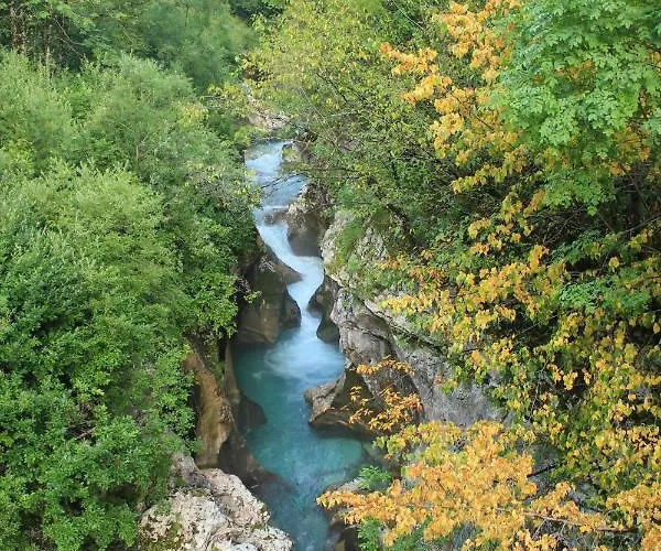 Dreilaenderblick, Sauna En Tafeltennis En 150 Meter Piste Holiday home Arnoldstein