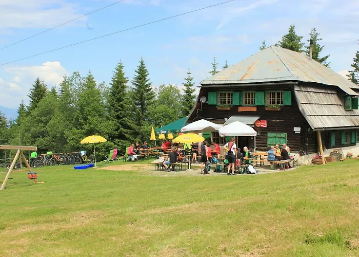 Dreilaenderblick, Sauna En Tafeltennis En 150 Meter Piste Arnoldstein